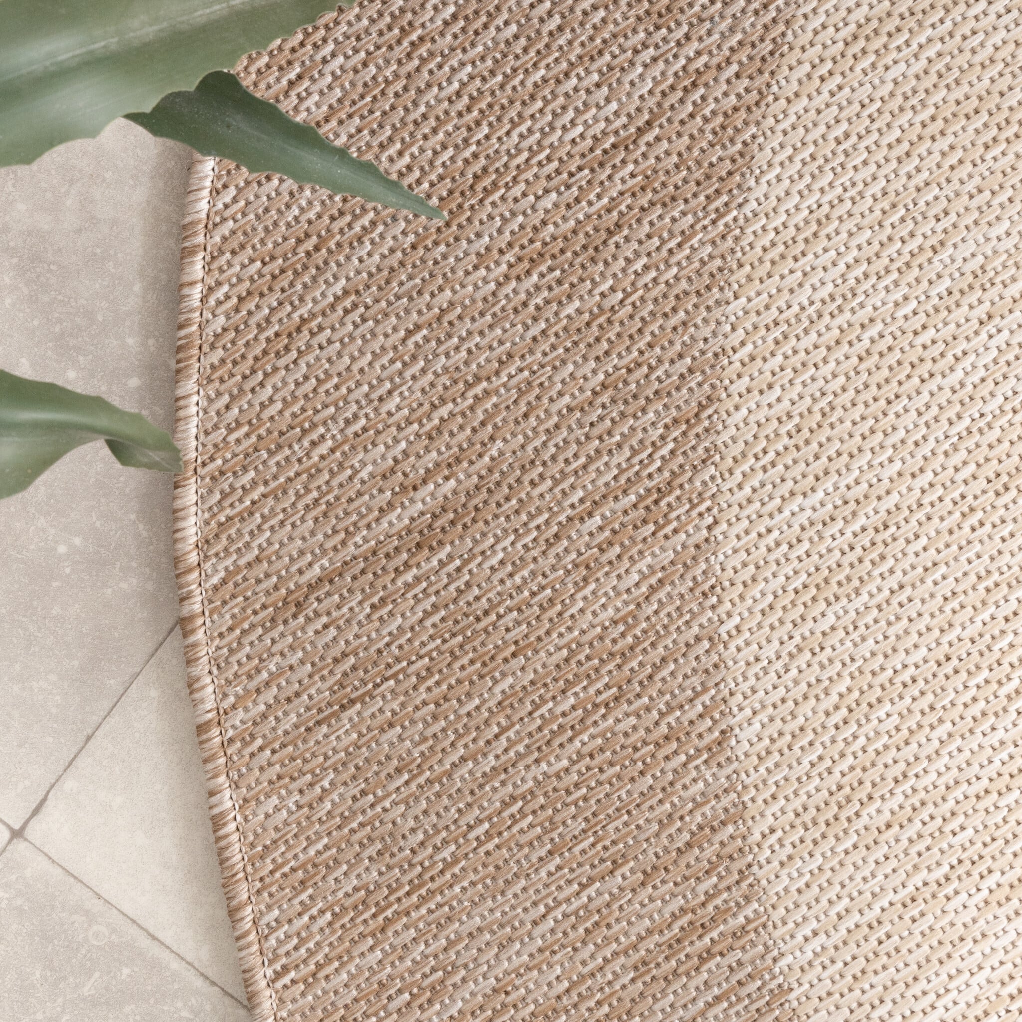 Round Indoor & Outdoor Rug – Sierra Border Cream/Beige