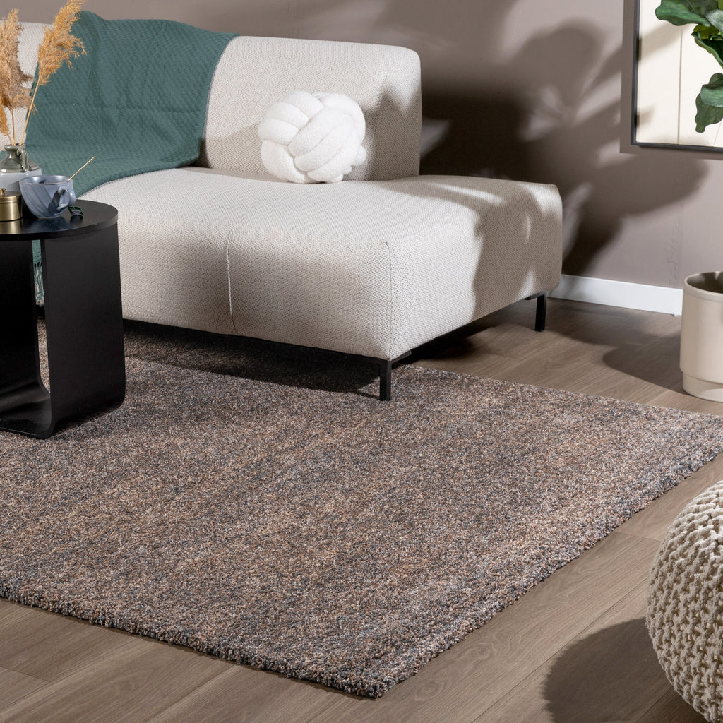 Shaggy Rug – George Rust