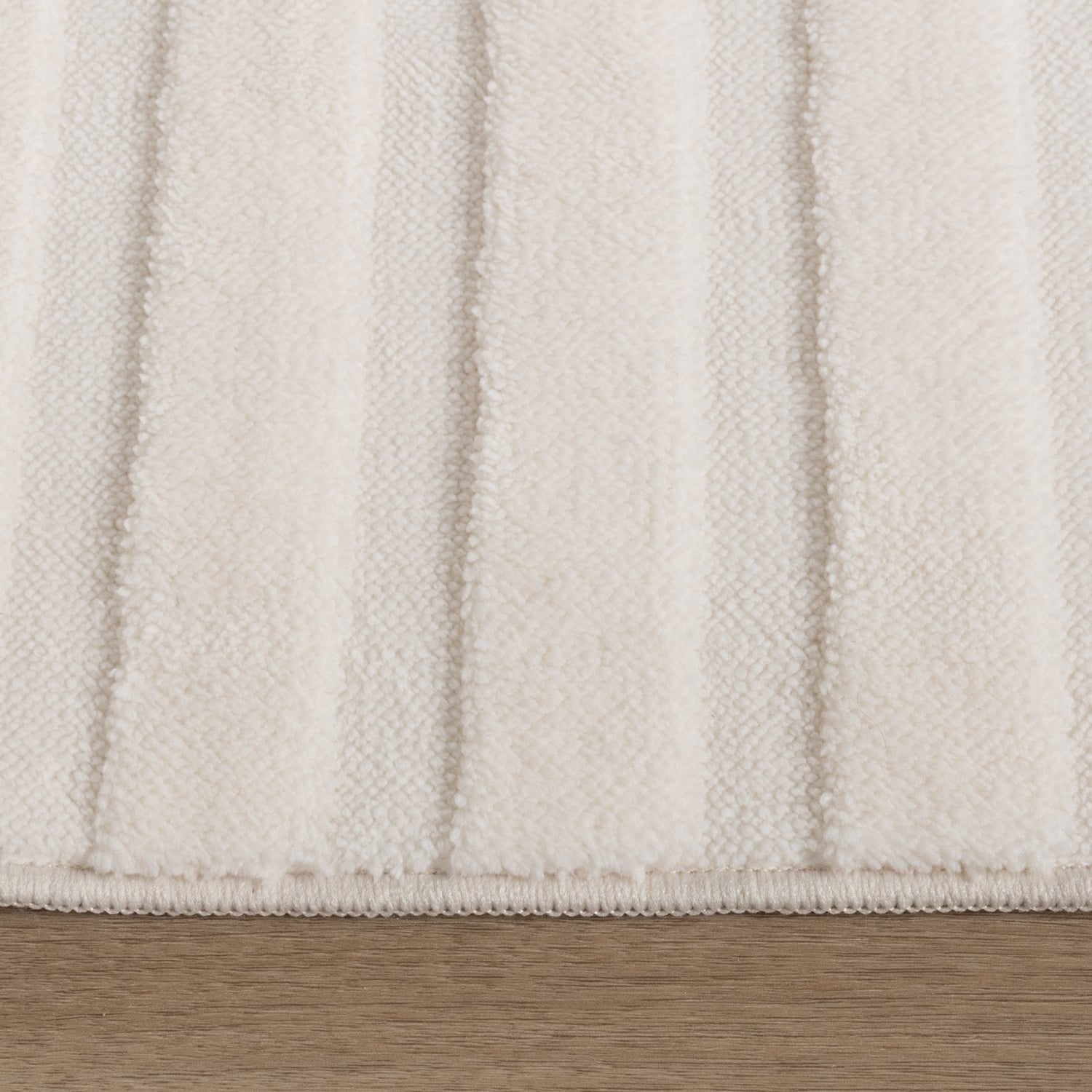 Scandinavian Rug - Charm Curves White