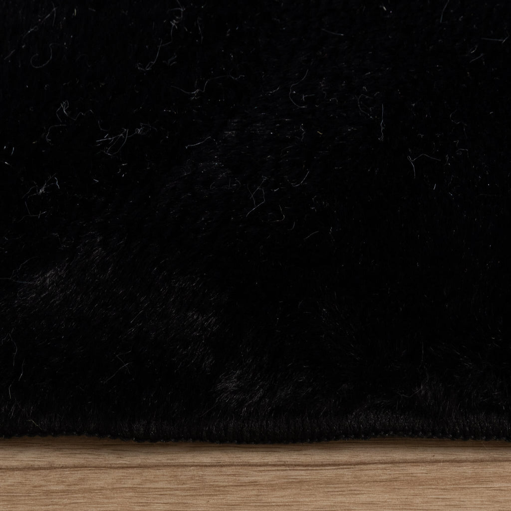 Soft Low-Pile Runner - Cozy Black