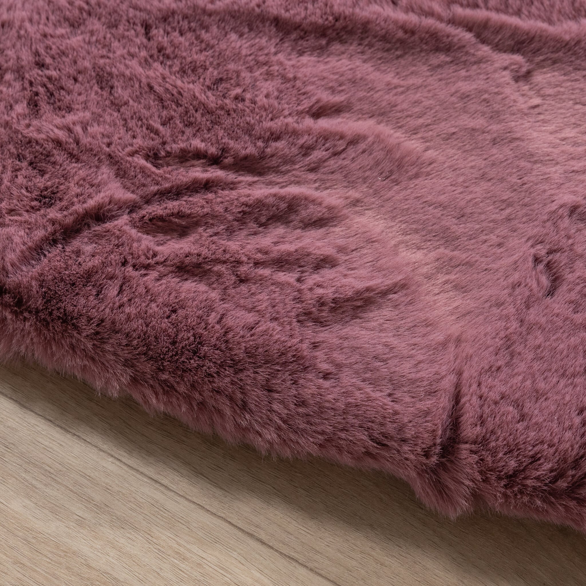 Round High Pile Rug - Comfy Supreme Dark Pink
