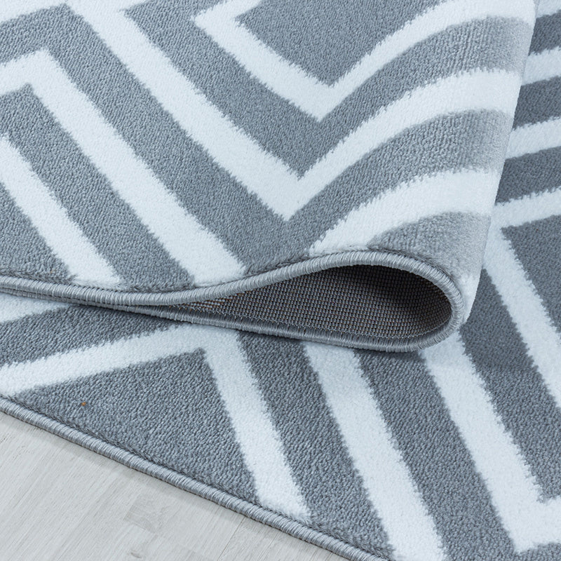 Modern floor rug - Streaky Square Grey/White