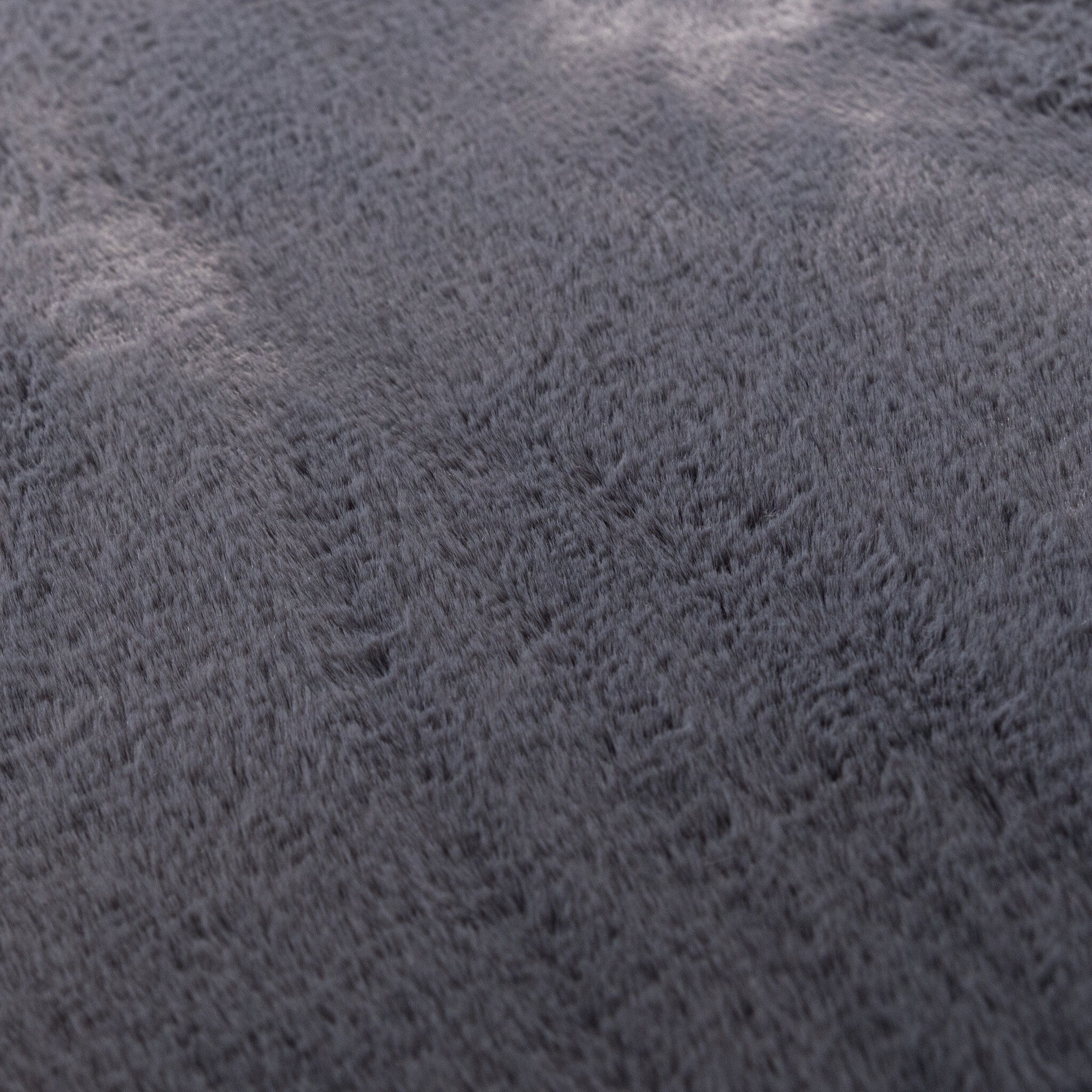 Soft Low-Pile Rug - Cozy Anthracite