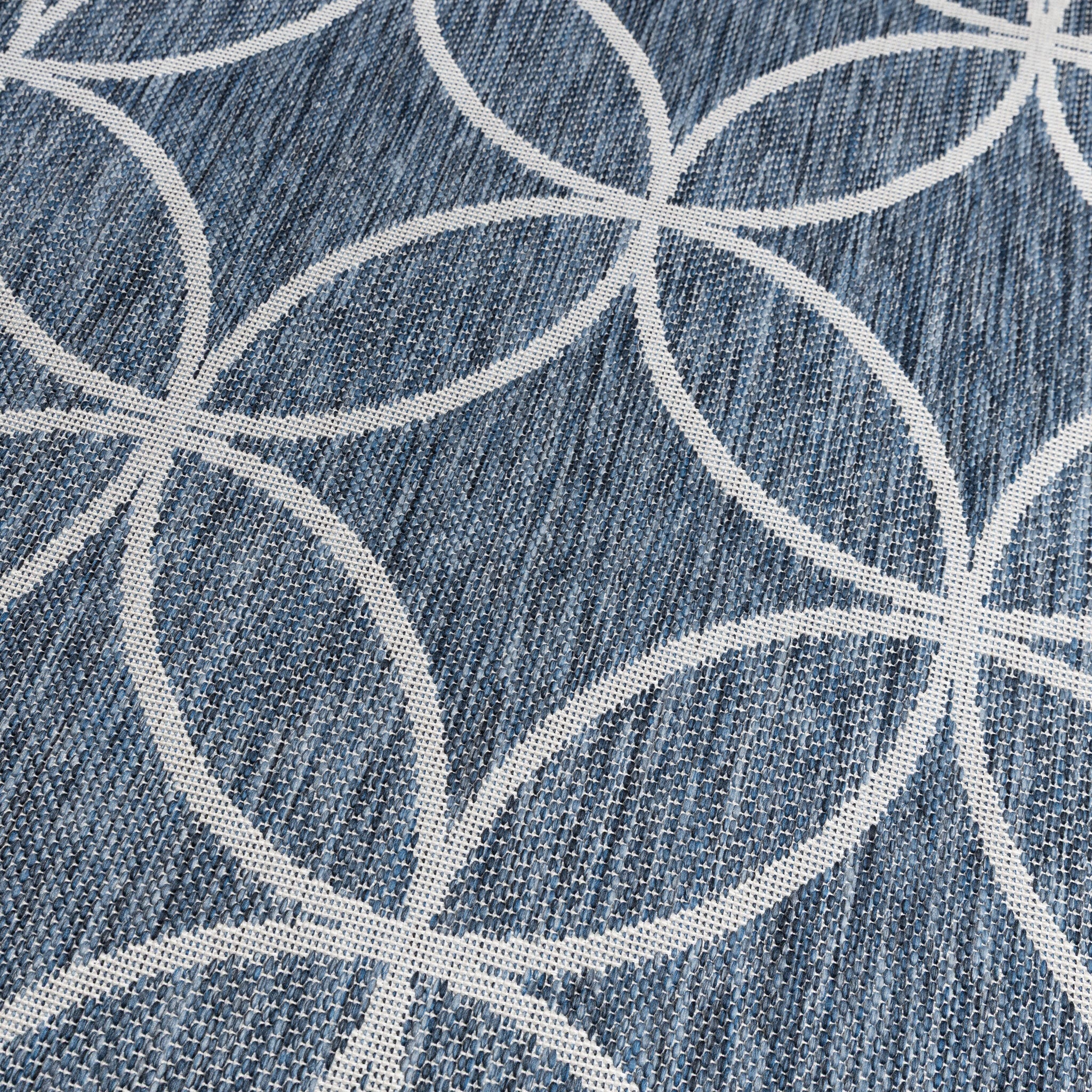 Geometric Outdoor Rug – Faro Ripple Blue