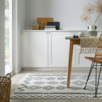 Geometric Floor Rug - Decio Edie Black/White