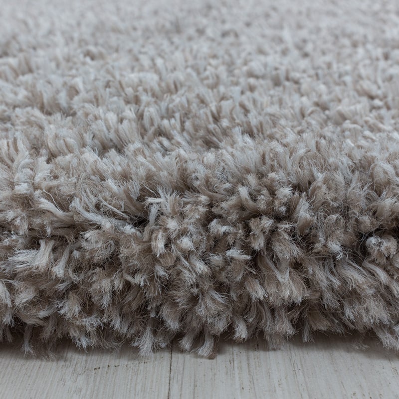 Round High Pile Rug - Fuzzy Beige