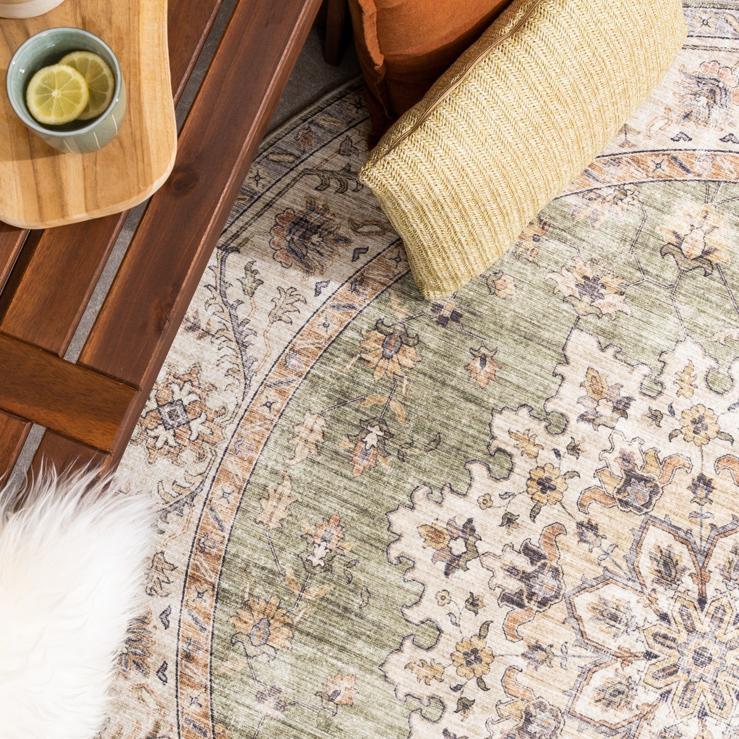 Round Vintage Outdoor Rug - Santo Medallion Green