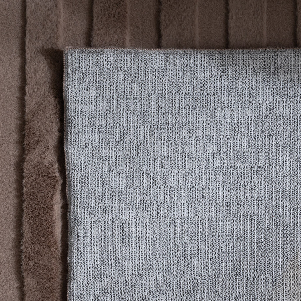 Irregular Rug - Flowy Wavy Taupe
