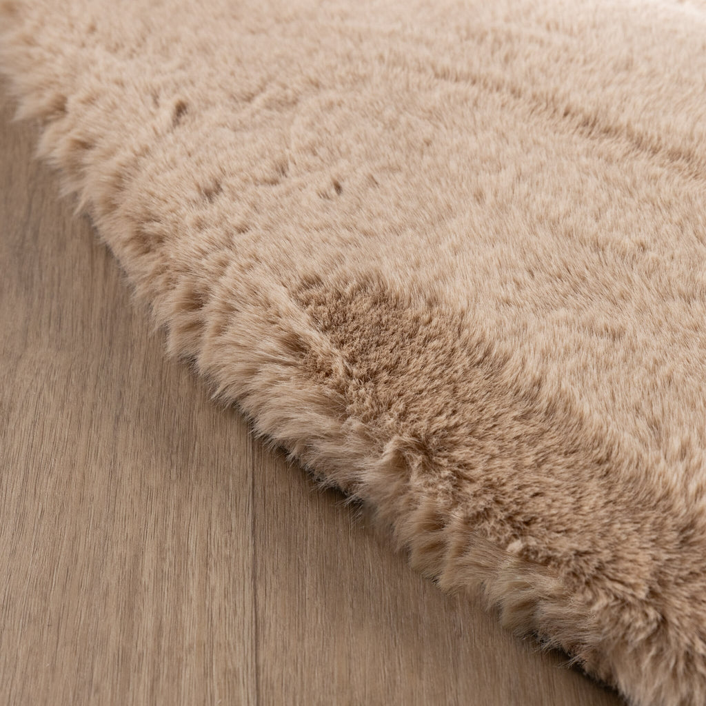 Round High-Pile Rug – Comfy Supreme Beige
