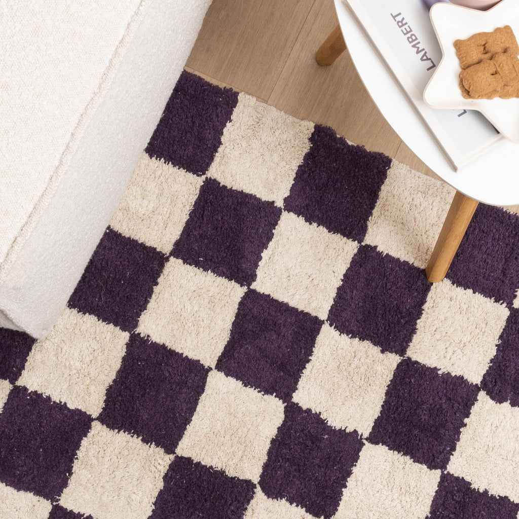Retro Rug - Gambit Purple/White