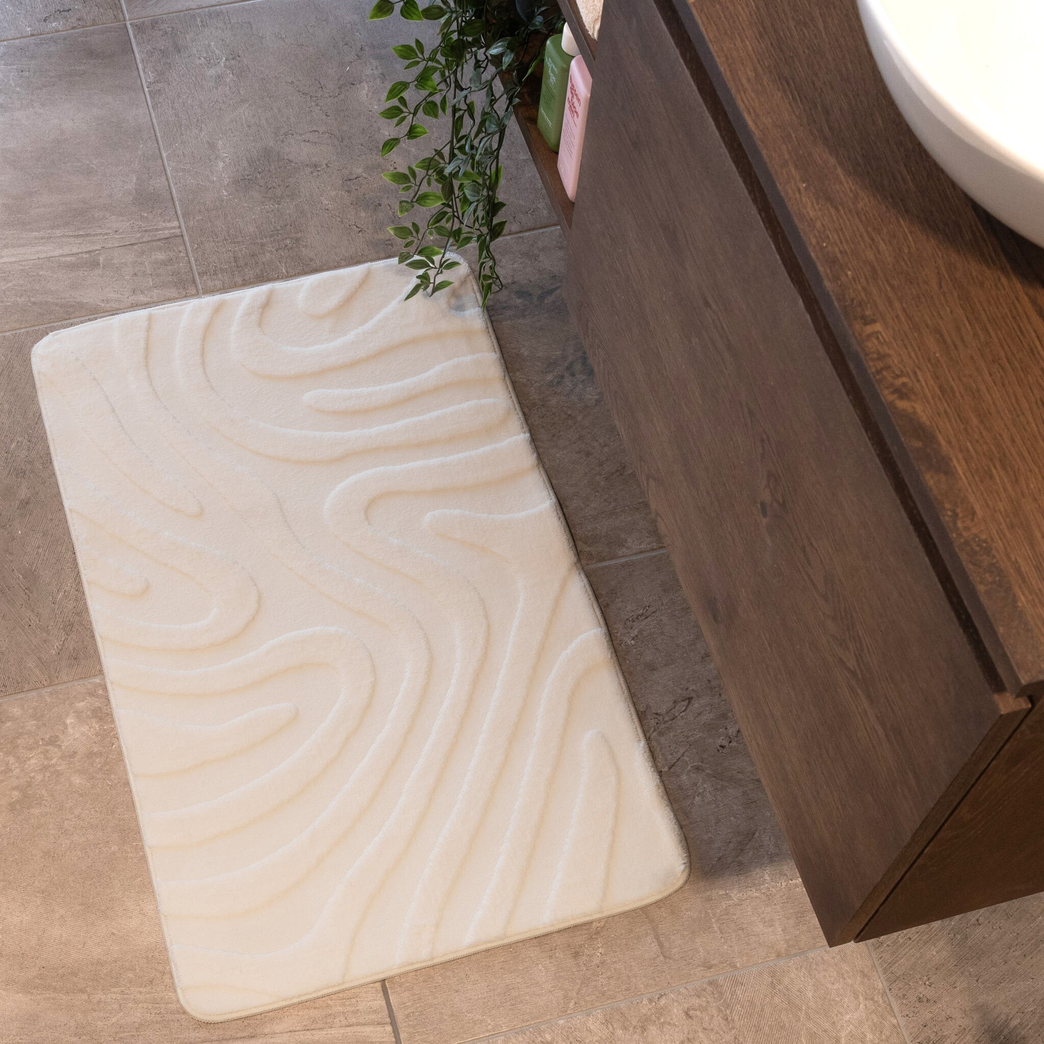 Bathroom Rug - Cassie Shapes White