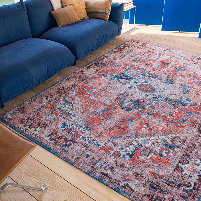 Vintage Floor Rug - Antiquarian Heriz Red 8703