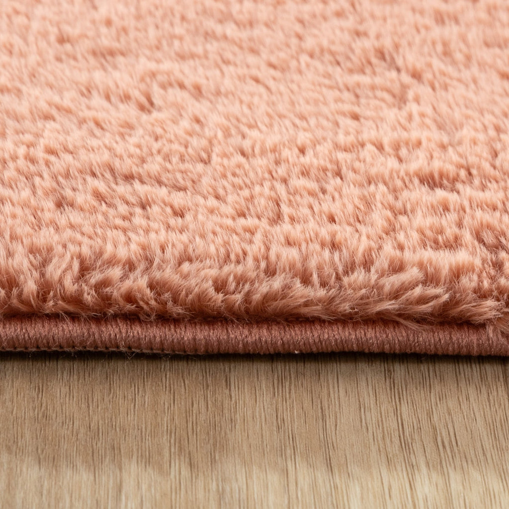 Round Low-Pile Rug – Cozy Pink