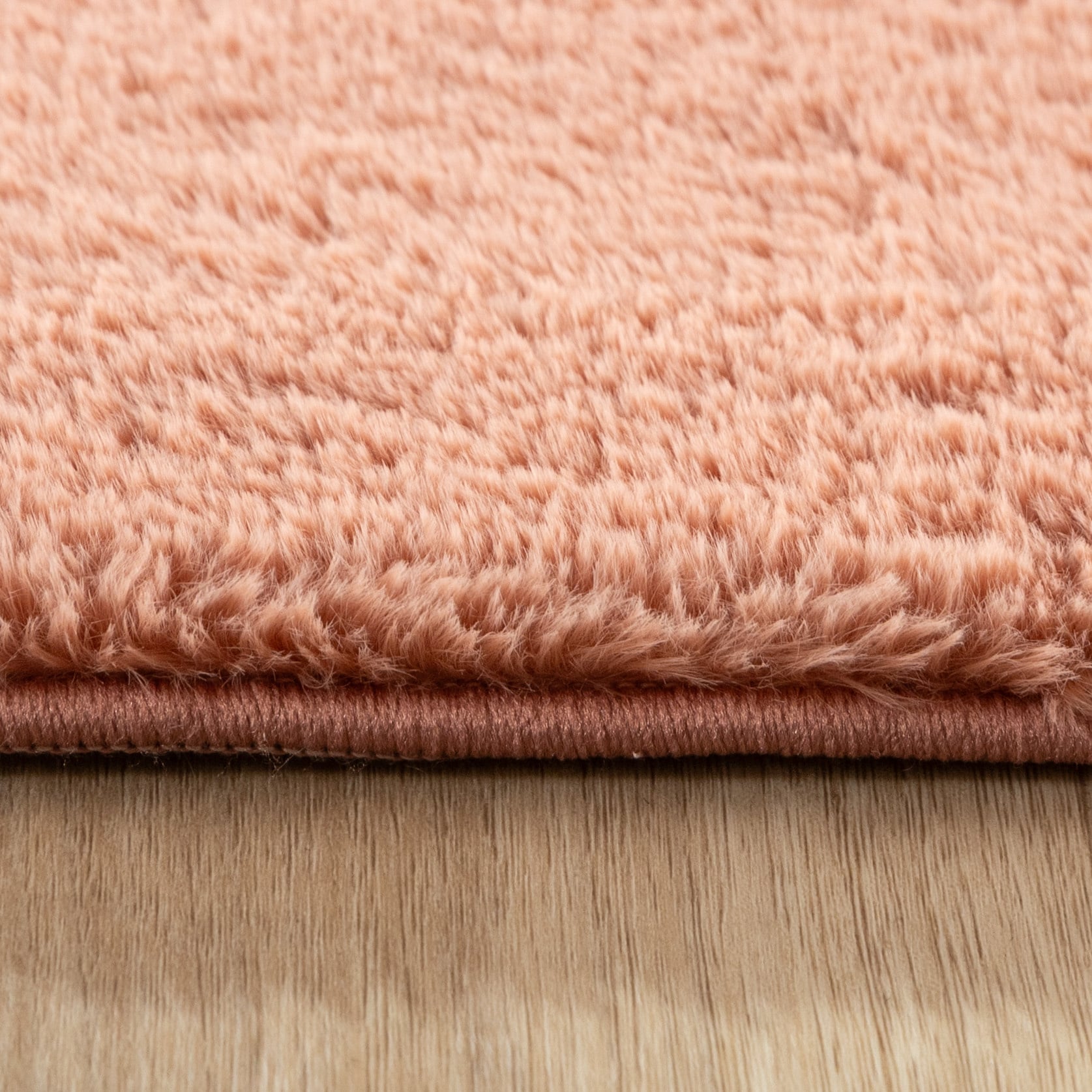 Round Low-Pile Rug – Cozy Pink