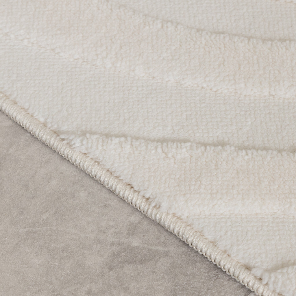 Bathroom Rug - Cassie Shapes White