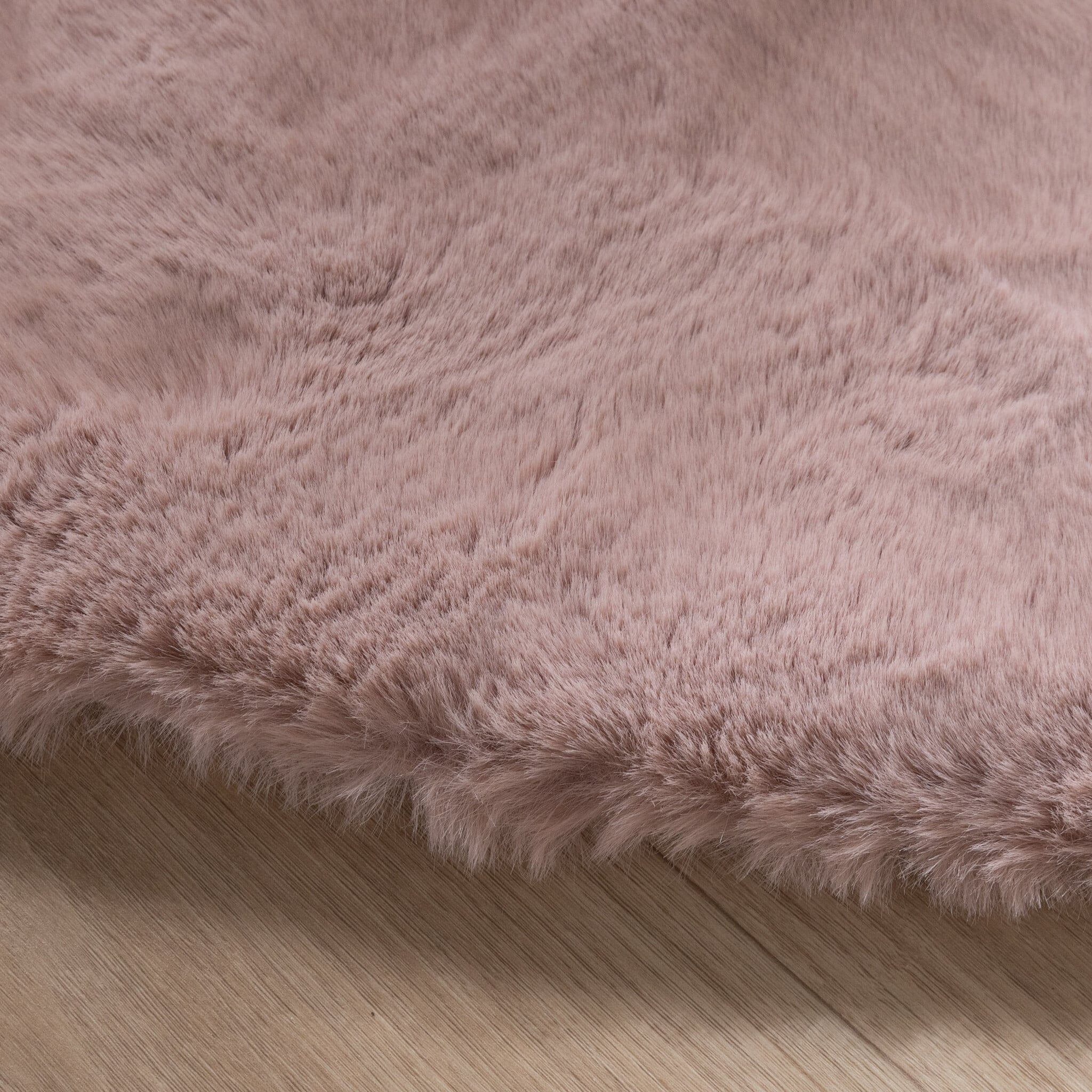 Round High Pile Rug - Comfy Supreme Pink