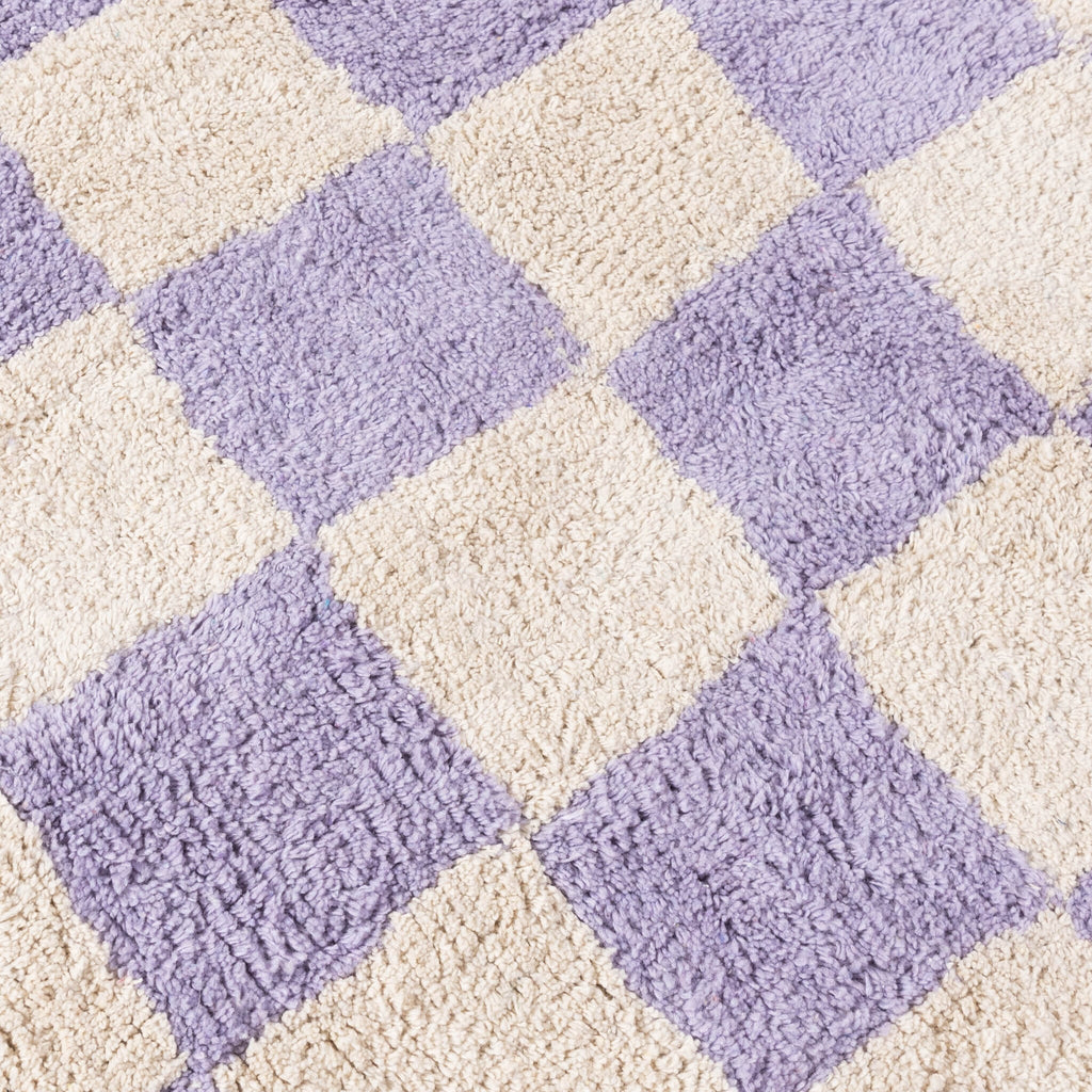 Retro Rug - Gambit Lilac/White