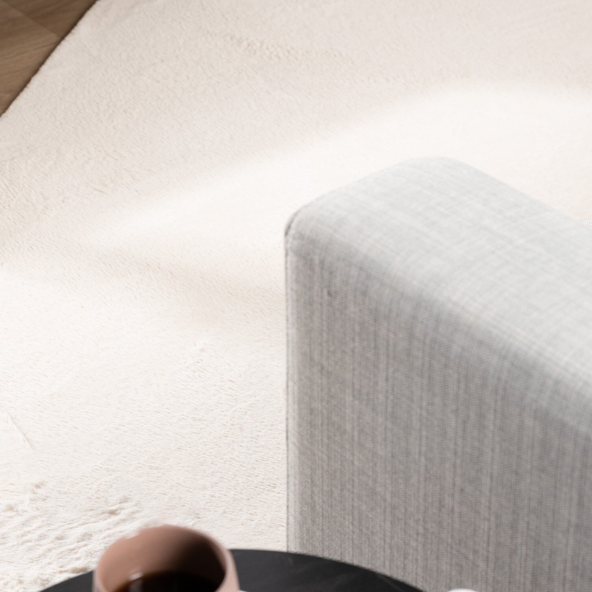 Soft Low-Pile Rug – Cozy Pebble Cream