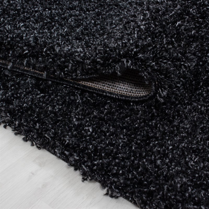 High-Pile Floor Rug - Sade Black