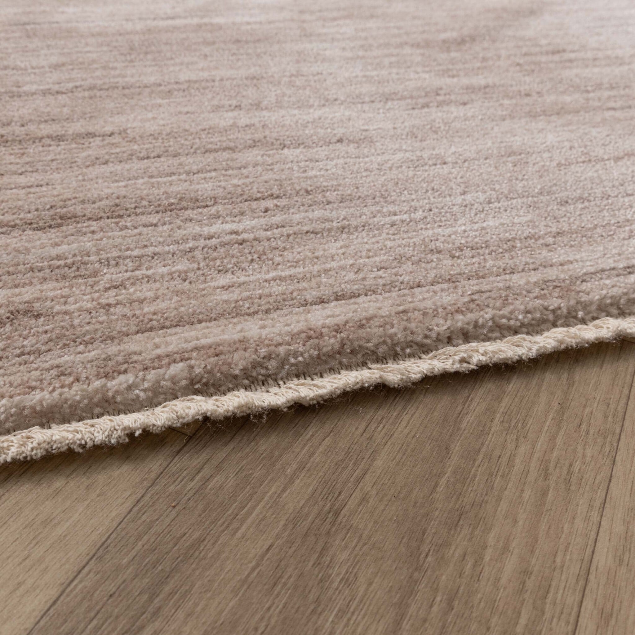 Sustainable Rug - Kaia Cream