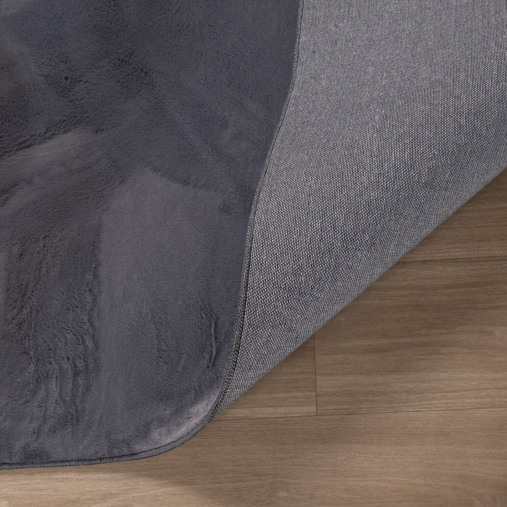 Soft Low-Pile Rug - Cozy Anthracite