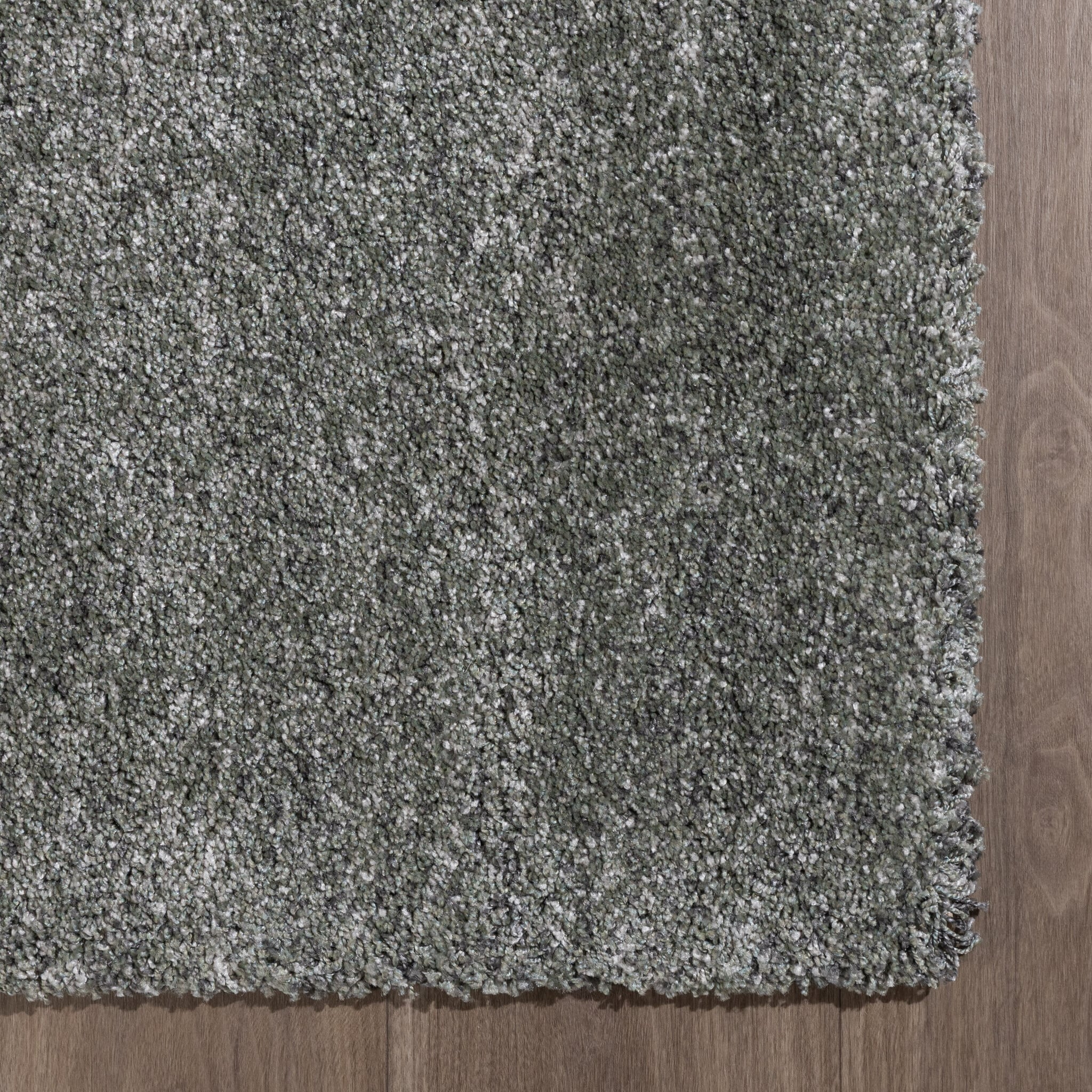 Shaggy rug - George Green