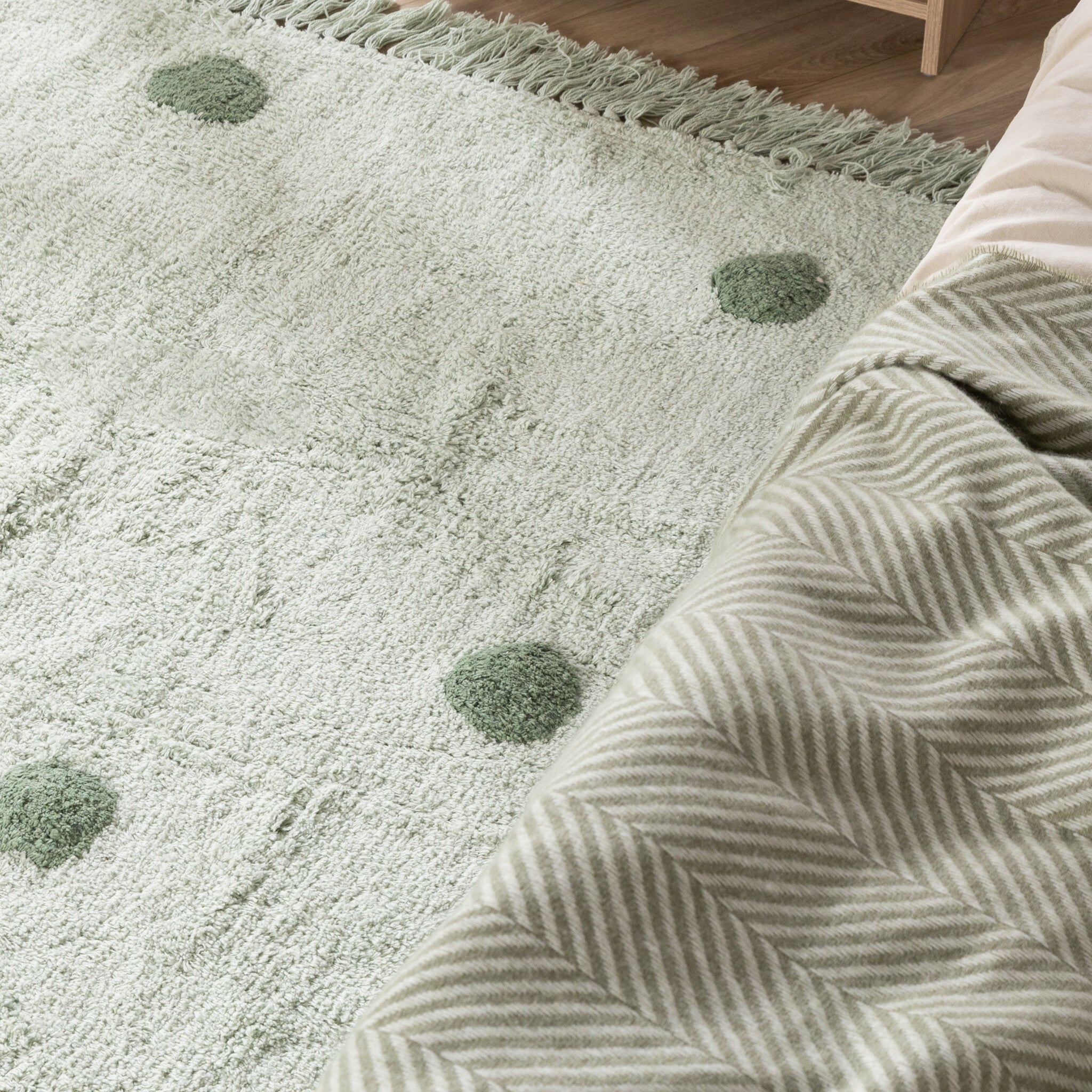 Kids’ Room Rug – Lou Dots Green