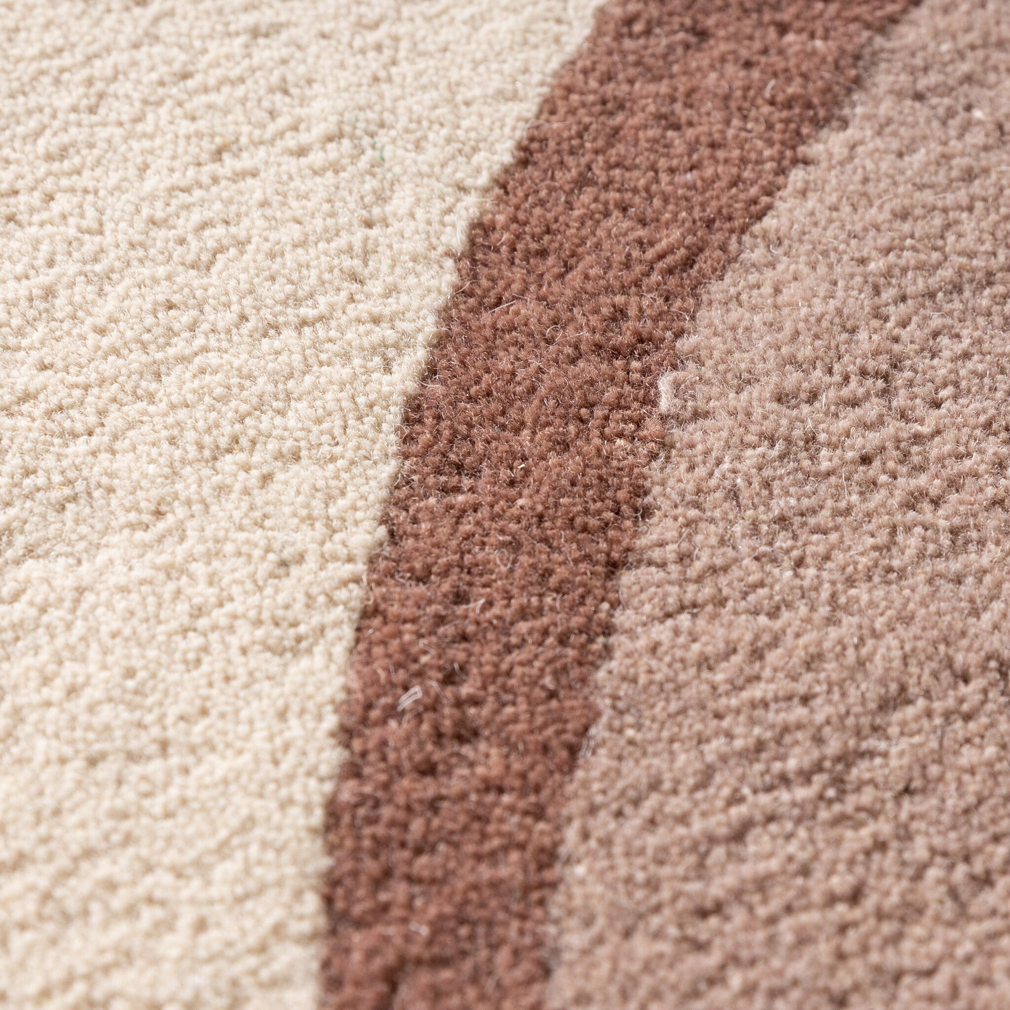 Round Wool Rug – Vienna Pink