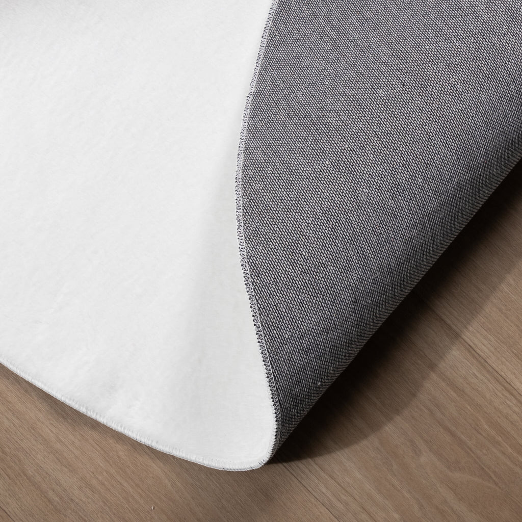 Round Low-Pile Rug - Cozy White