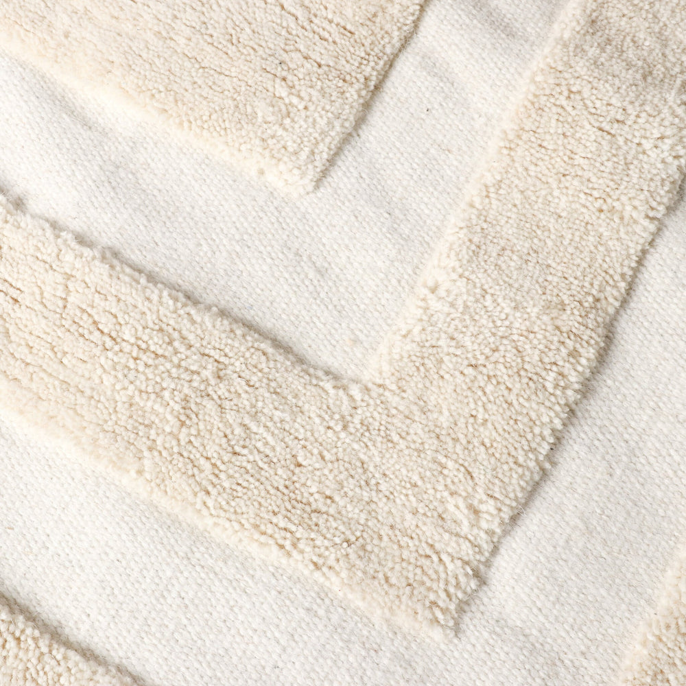 Wool Rug – Judith Border Cream