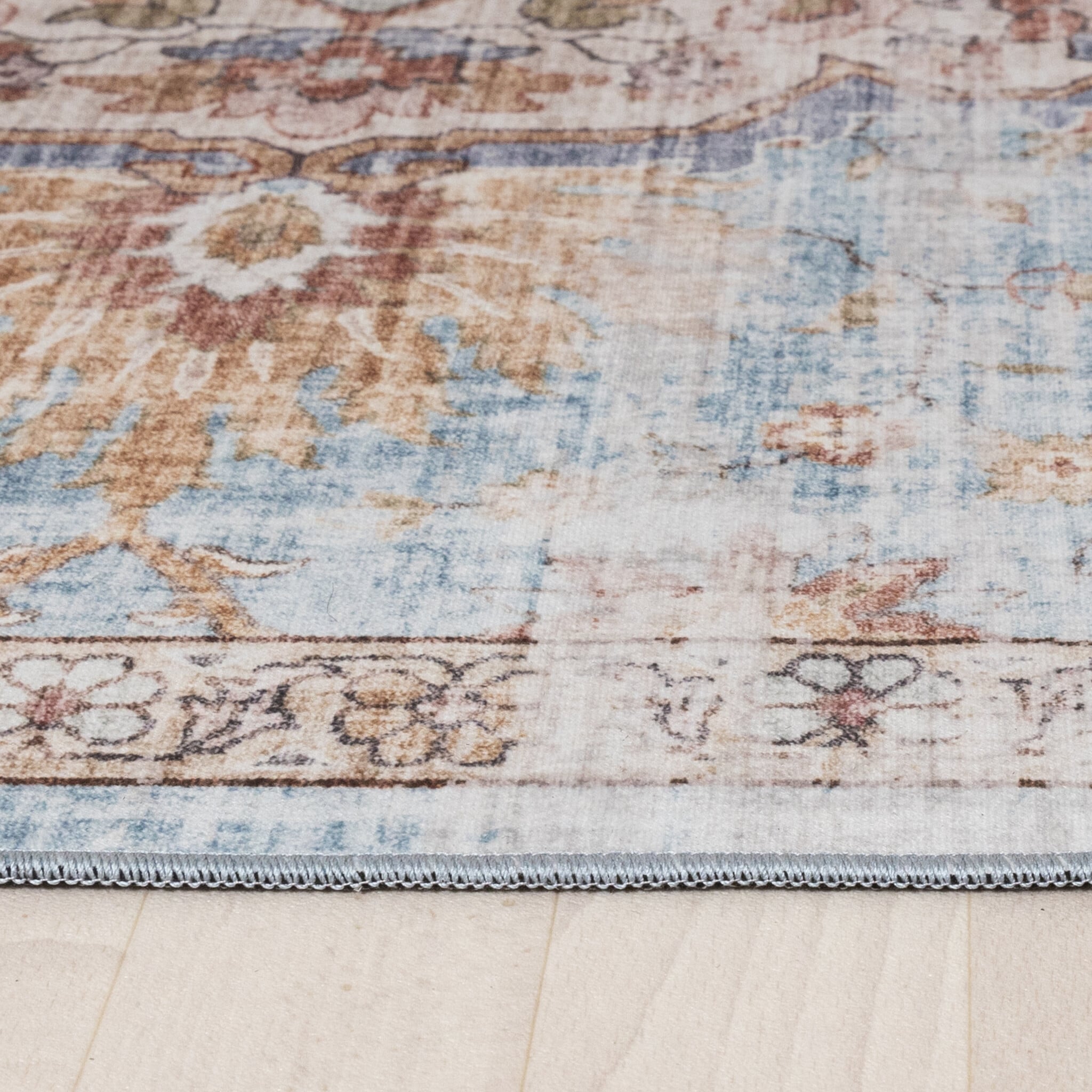 Oriental Rug - Leyla Medallion Light Blue