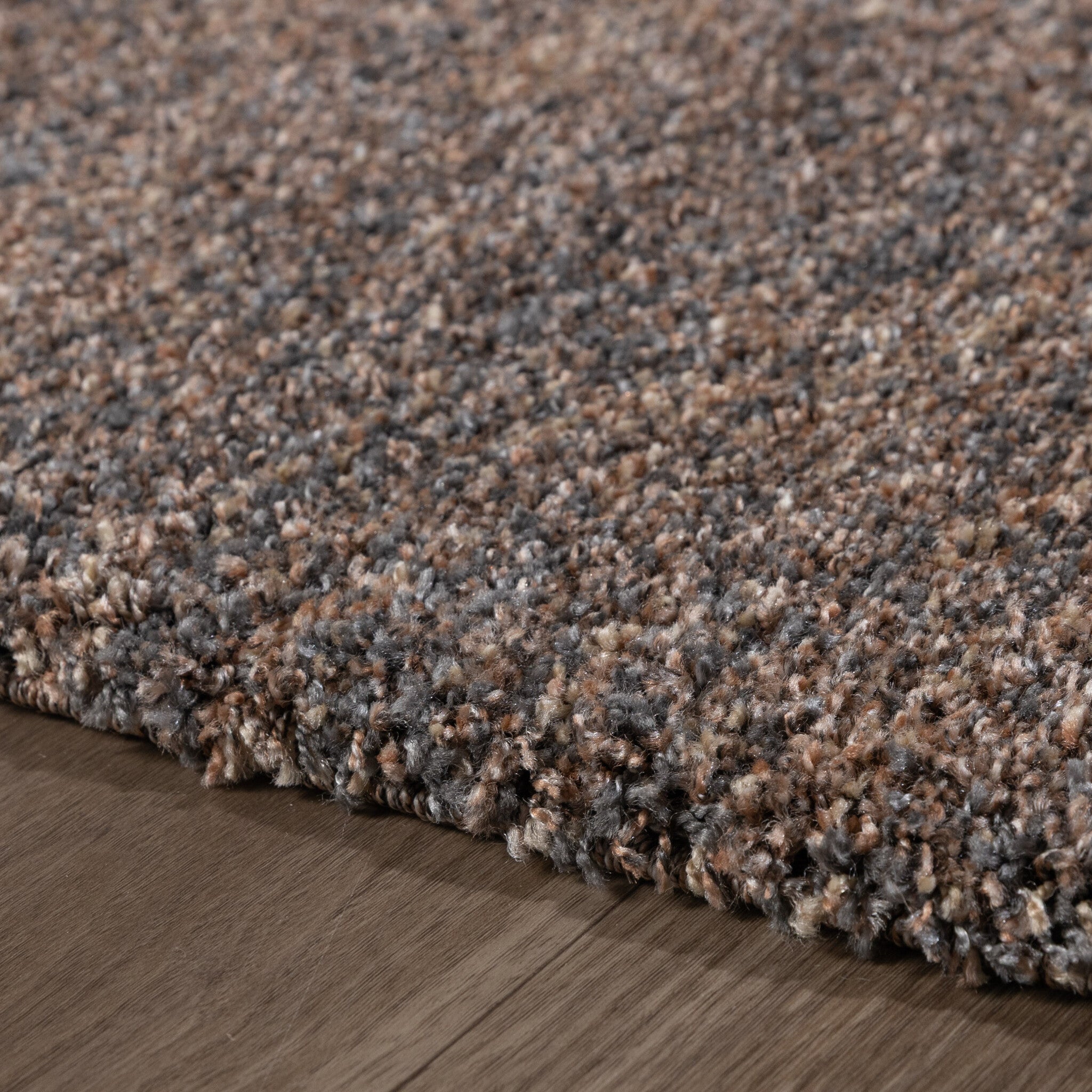 Shaggy Rug – George Rust