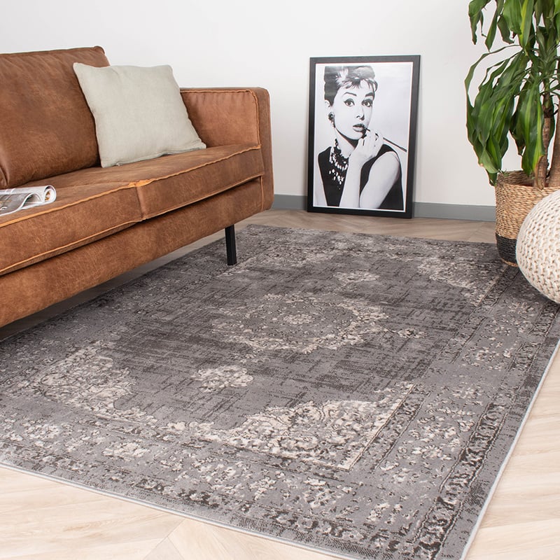 Vintage Rug - Deep Medallion Grey